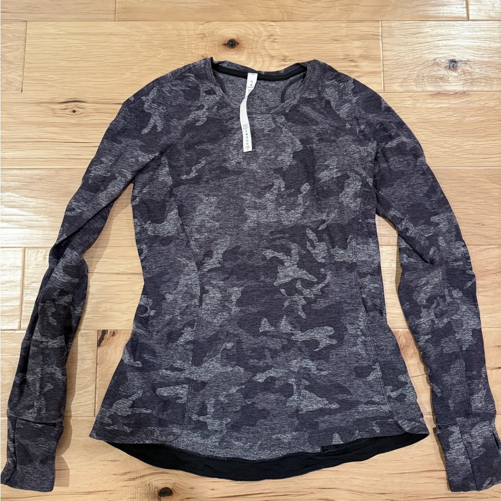 Lululemon Camouflage Long Sleeve Top